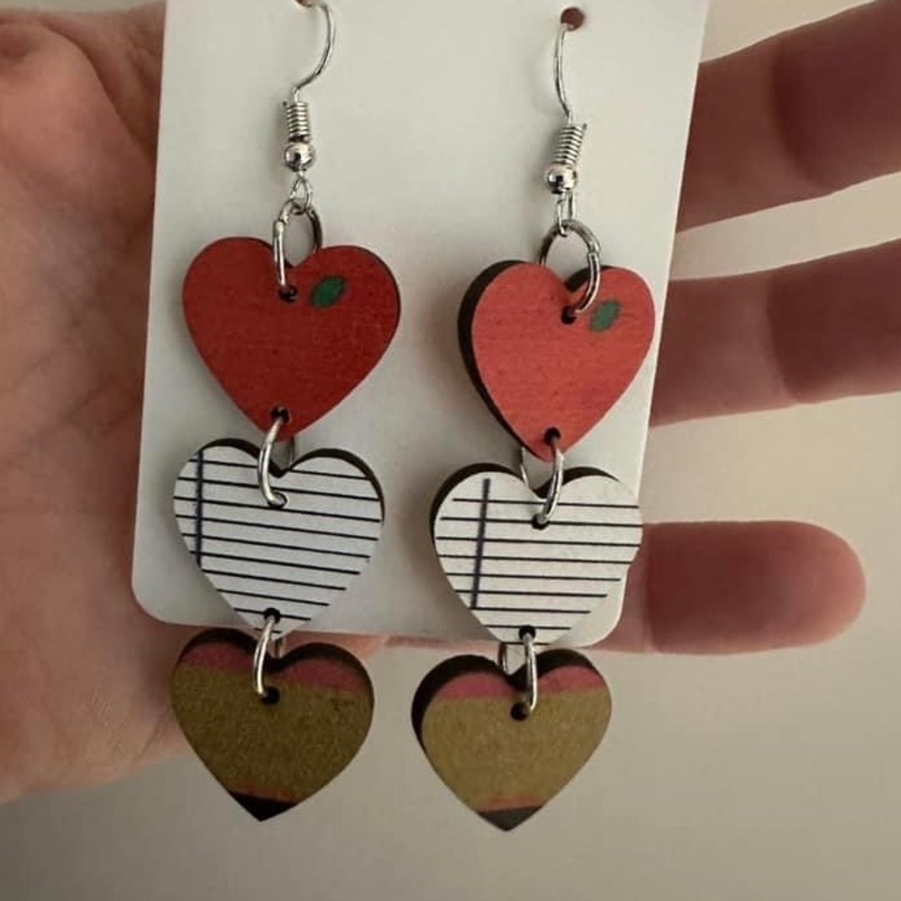 New Teacher heart notebook earrings nwt